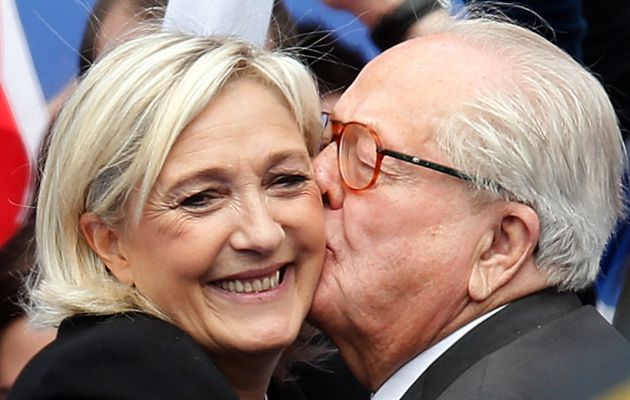 Les Le Pen : menteurs et voleurs !